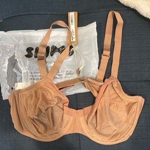 NO SHOW UNLINED DEMI BRA